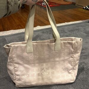 CHANEL Cream Shoulder Bag